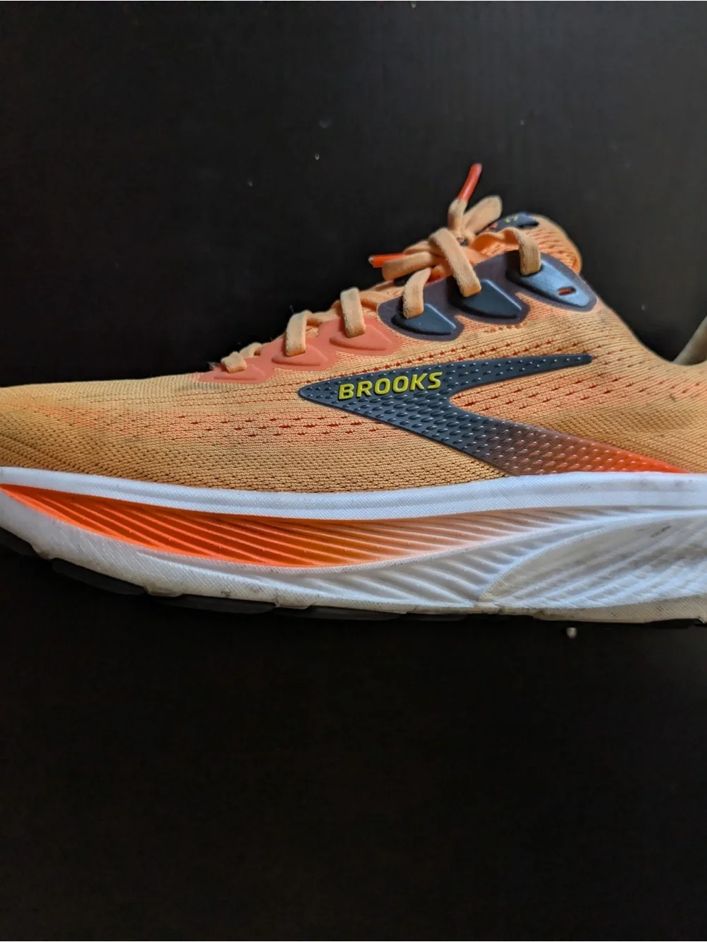 Brooks Men's Ghost 17 Running Shoes